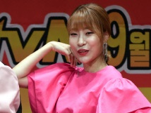 韓国の女芸人が整形手術を決心した“悲しすぎるワケ”「どんな両親だったらあんな顔に」