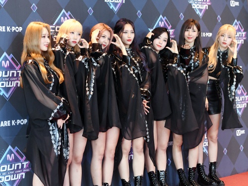 DREAMCATCHER、『週刊K-POPアイドル』で新曲を一部初公開！「鳥肌が立つほど素晴らしい」