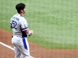 プレミア12、韓国の4番打者パク・ビョンホは元巨人イ・スンヨプにならなくてはならない