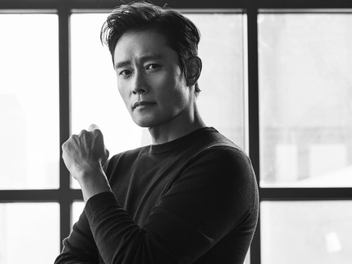 俳優イ・ビョンホンが淡々と語る“演技論”「観客にバレてこそ俳優」【インタビュー前編】