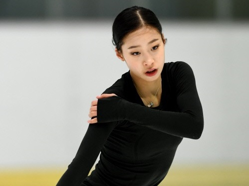 【写真】“キム・ヨナの後継者”が美スタイルあらわ！ユ・ヨンの近況投稿に「可愛い」の声