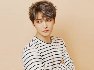 【写真】ジェジュンの“美麗横顔”にファン騒然！ 「右が好き？ 左が好き？」