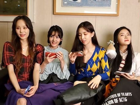 K-POP女性グループ関係者のセクハラ発言が物議「どうして脚を隠すんだ？」