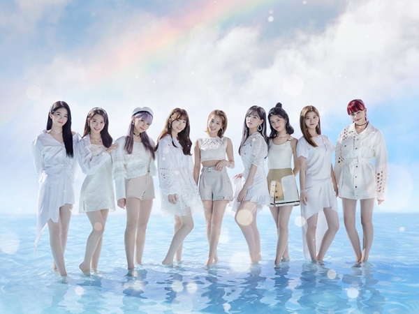 話題沸騰中！虹プロ発アイドルNiziUが12月2日に正式デビュー決定