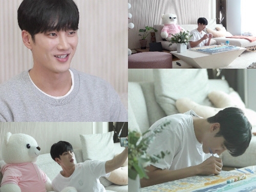 『梨泰院クラス』アン・ボヒョン、テレビで新居を初公開！親近感がわく暮らしぶりとは