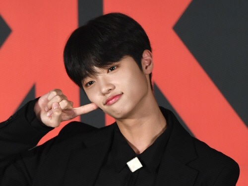 X1出身ソン・ドンピョ、新ボーイズグループとしてデビュー確定。上半期にローンチ