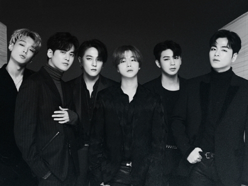 6人組で再出発を果たしたiKON、カムバックを控えてカリスマ性あふれるポスタービジュアル公開【PHOTO】