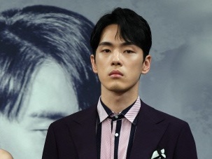 デビュー5000日の少女時代ソヒョン、キム・ジョンヒョンとソ・イェジの“非常識熱愛”の裏で応援の波