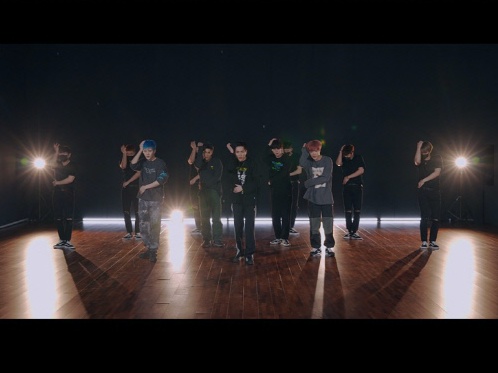 NU’EST、新曲『INSIDE OUT』の振付映像を公開…ダイナミックなパフォーマンスが話題に