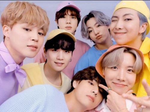 BTS、お茶目でキュートな“家族写真”大放出！「尊みが凄い」とファン悶絶【PHOTO】