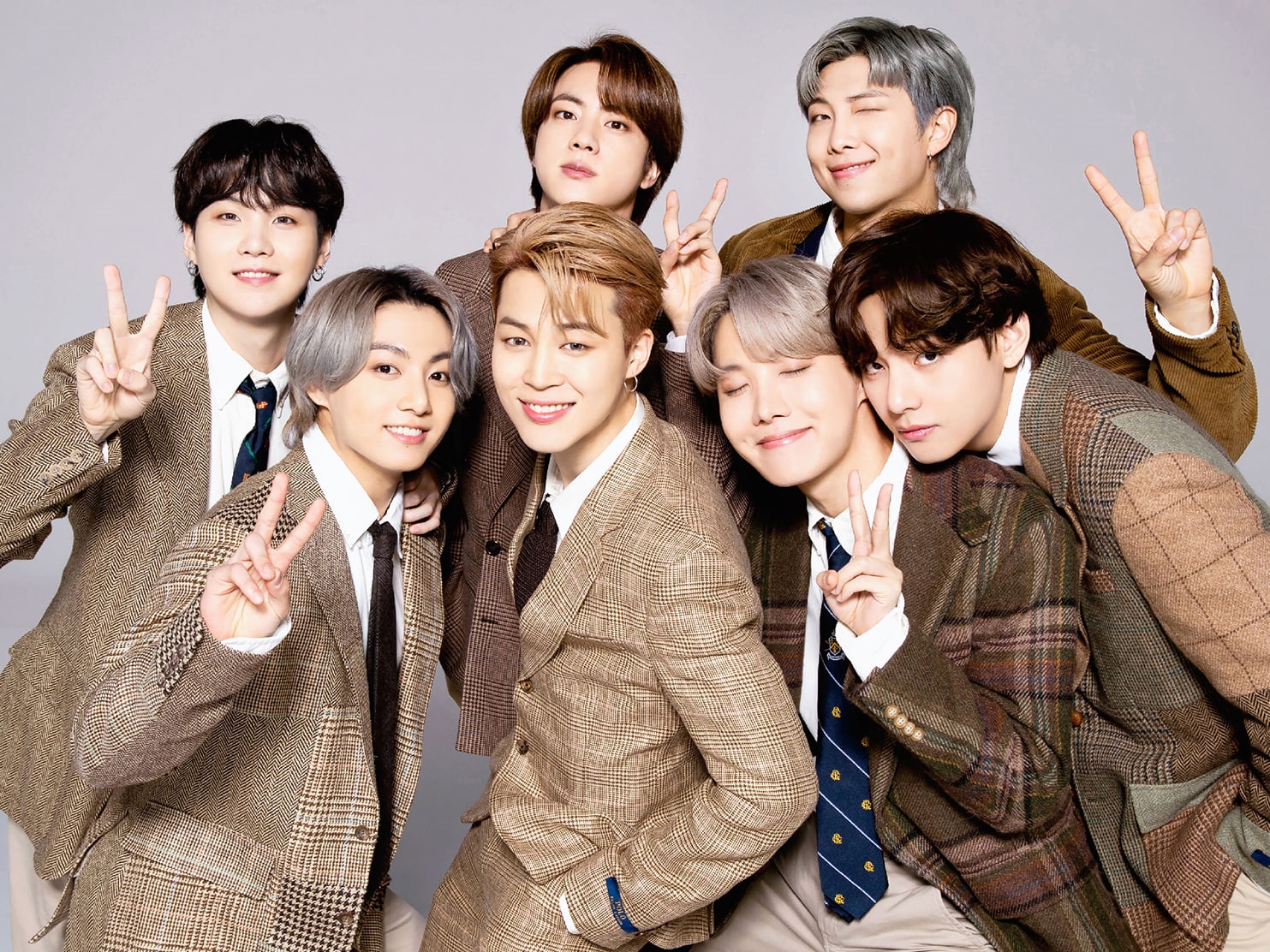 【写真】BTSの仲良し“家族写真”が大量！デビュー記念企画「FESTA」の最初のコンテンツを公開