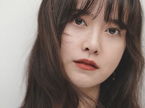 韓国版『花男』女優ク・ヘソン、“超密着自撮り”をファンが絶賛 「天使のように綺麗」【PHOTO】