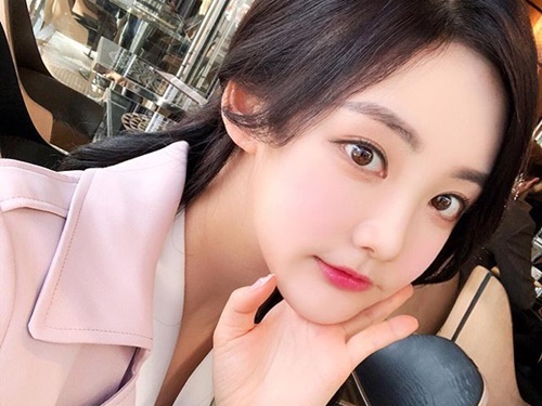 美女サッカーマニアが組んだ『FIFA』のスカッドが話題！気になるメンバーは？【PHOTO】