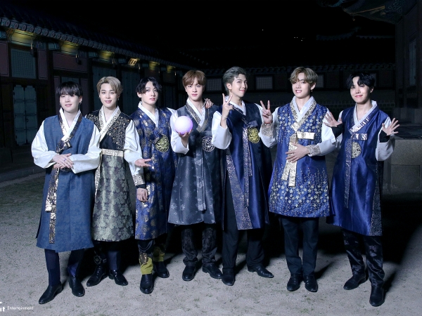 韓服を着飾ったBTS（防弾少年団）の願い事は？「世界中に健康と平和を…」【PHOTO】