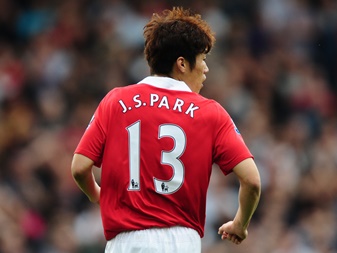 「パク・チソンはマンU史上最高の“13番”」と英メディア報じる！背番号1番から27番まで一挙紹介